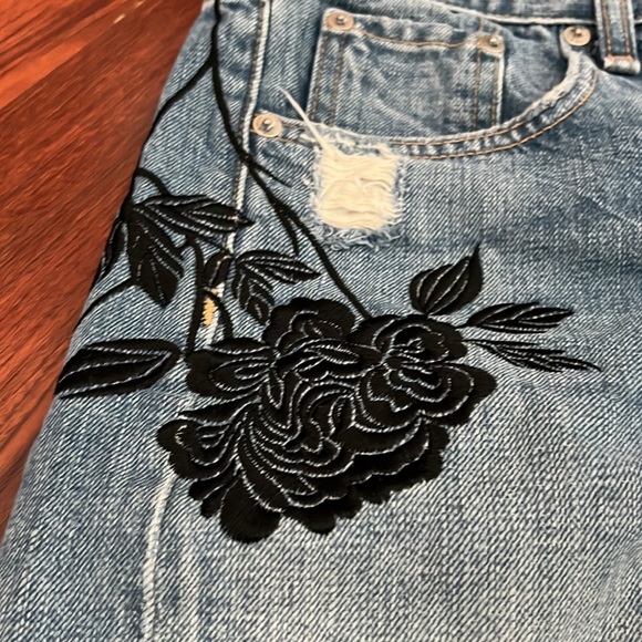 **SOLD** Rag & Bone Marilyn Crop in Ramona Embroidery Size 26 - Picture 14 of 14